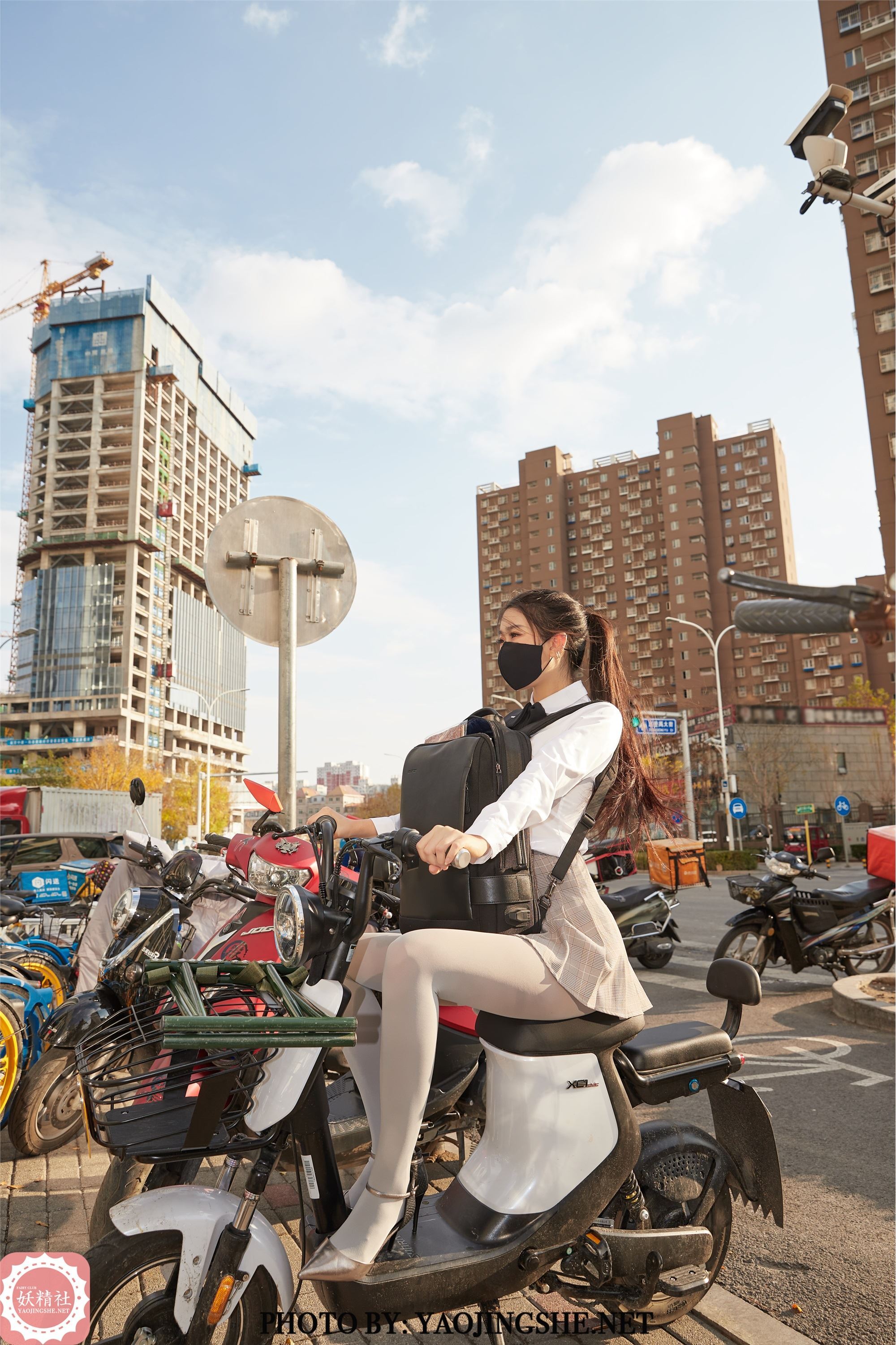 YAOJINGSHE 妖精社 2021.03.31 T2113《摆摊儿》苏伟